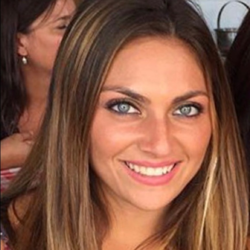 Meet your Posher, Christina